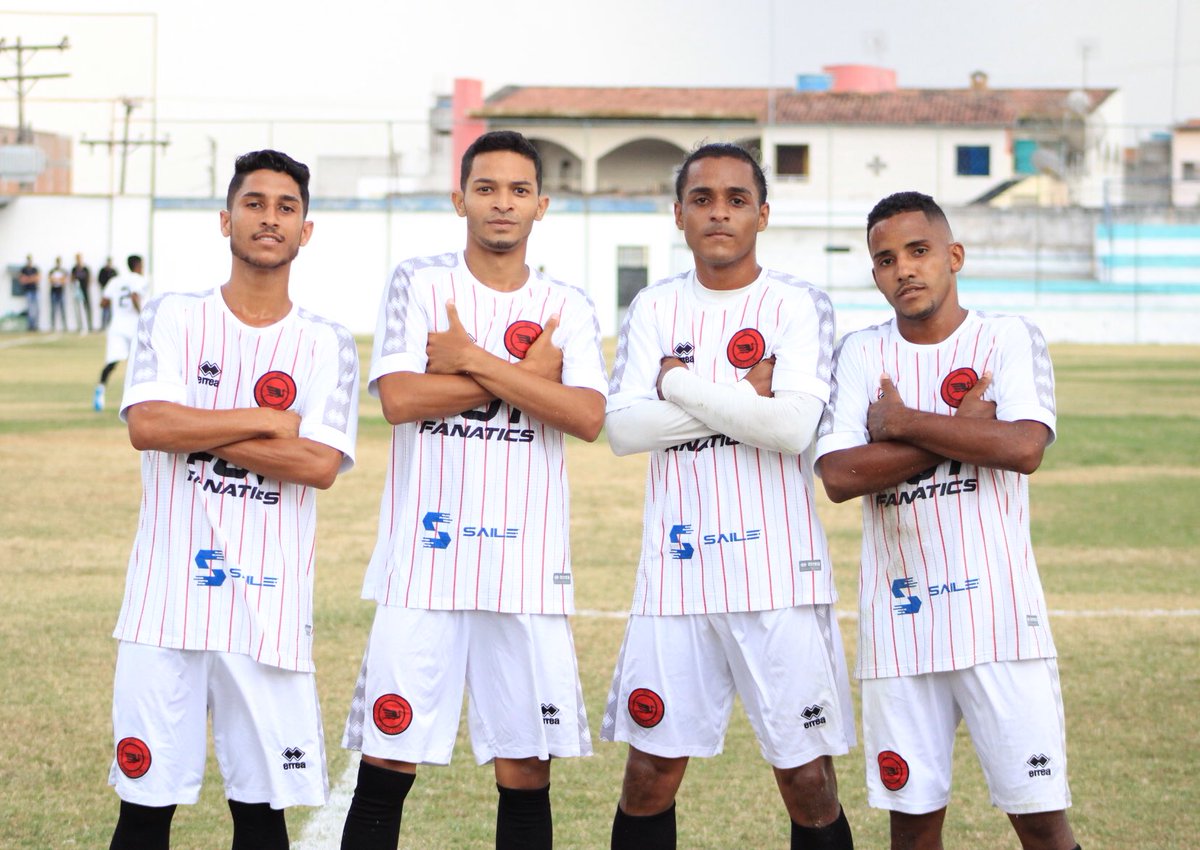 ibismania's tweet photo. ACOBOU A PAZ!
Toda semana isso, acabaram com o clube.
Fim de jogo: Ferroviário 0x3 Íbis.
Tem que ter uma reformulação nesse elenco urgente! https://t.co/ttlxXebI68