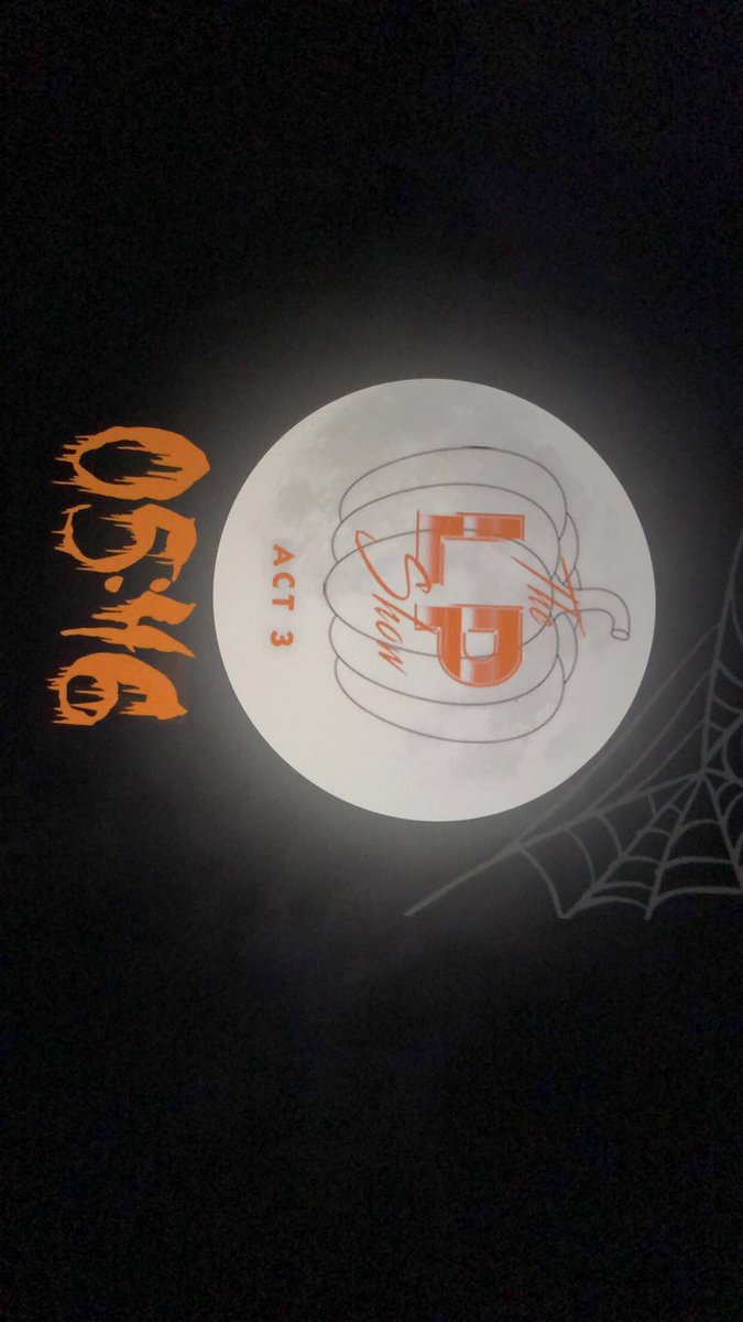 wallsxinsomnia's tweet image. #LPAct3