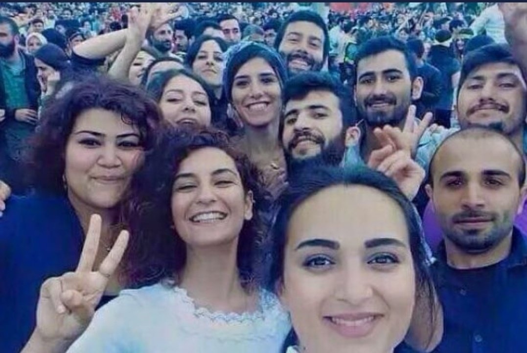 KDoymaz02's tweet photo. #1NovemberWorldKobaneDay
Kobani umutur umuda kurşun işlemez güzel yürekli geçleri saygıyla anıyorum... https://t.co/2BJYQR7O9E