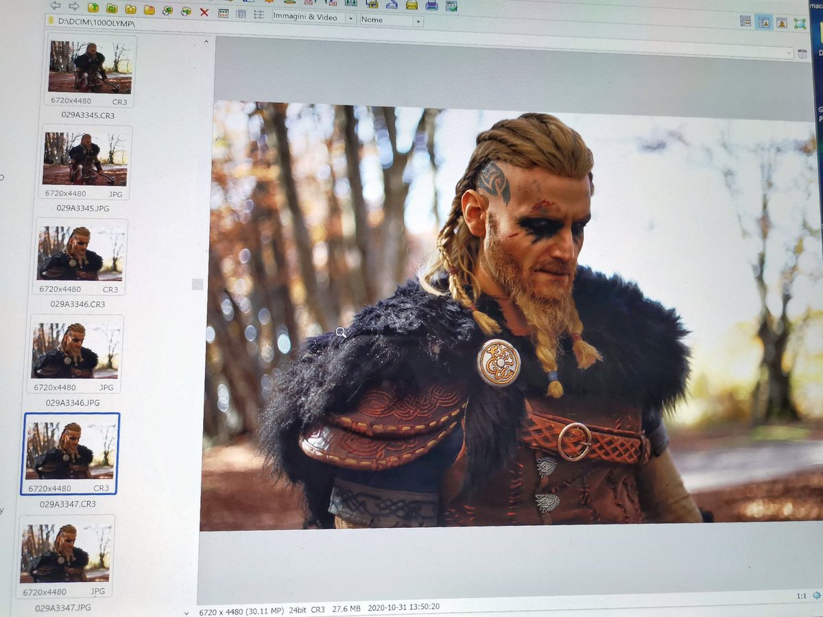 T A R Y N (@taryn_cosplay) on Twitter photo Spoiler! ... Behind the scenes π₯π¬
#AssassinsCreedValhalla #LikeAViking <a href="/UbisoftItalia/">Ubisoft Italia</a> Spoiler! ... Behind the scenes π₯π¬
#AssassinsCreedValhalla #LikeAViking <a href="/UbisoftItalia/">Ubisoft Italia</a>