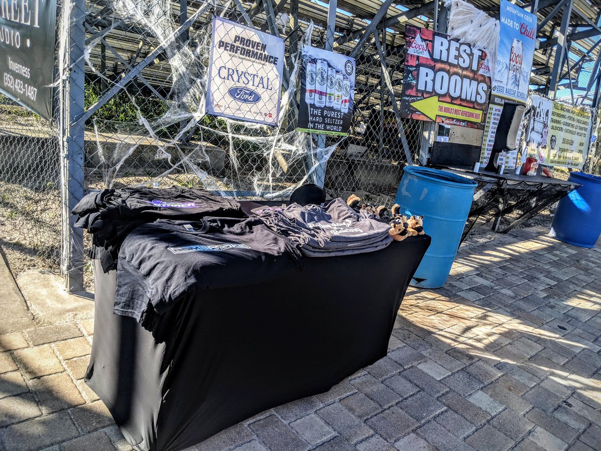 brookestorer9's tweet photo. Our merchandise table is set up and ready for customers for tonight's #HighKick99 at @CitrusSpeedway! Stop by and say hi! https://t.co/XsWn19Fkrk