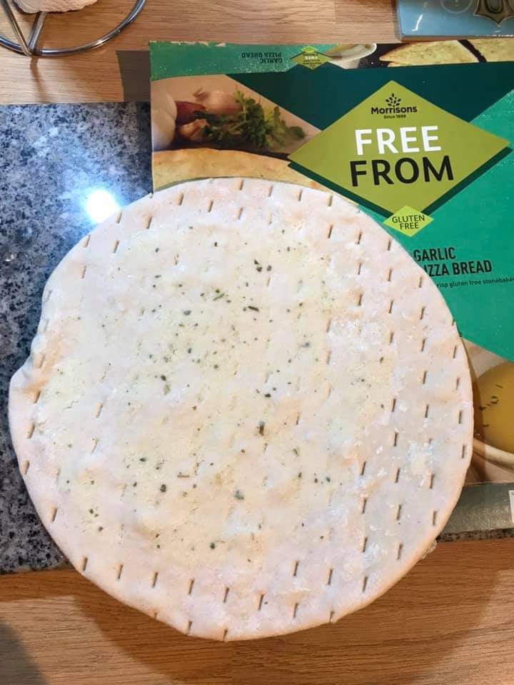 <a href="/Morrisons/">Morrisons</a> Why bother calling it Garlic Bread?? Just call it a pizza base then at least I can be prepared to put my own toppings on!  ‘Free From’ should not equate poor quality! #freefrom #morrisons