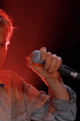 like why do i think this is so hot. HES JUST HOLDING A MICROPHONE