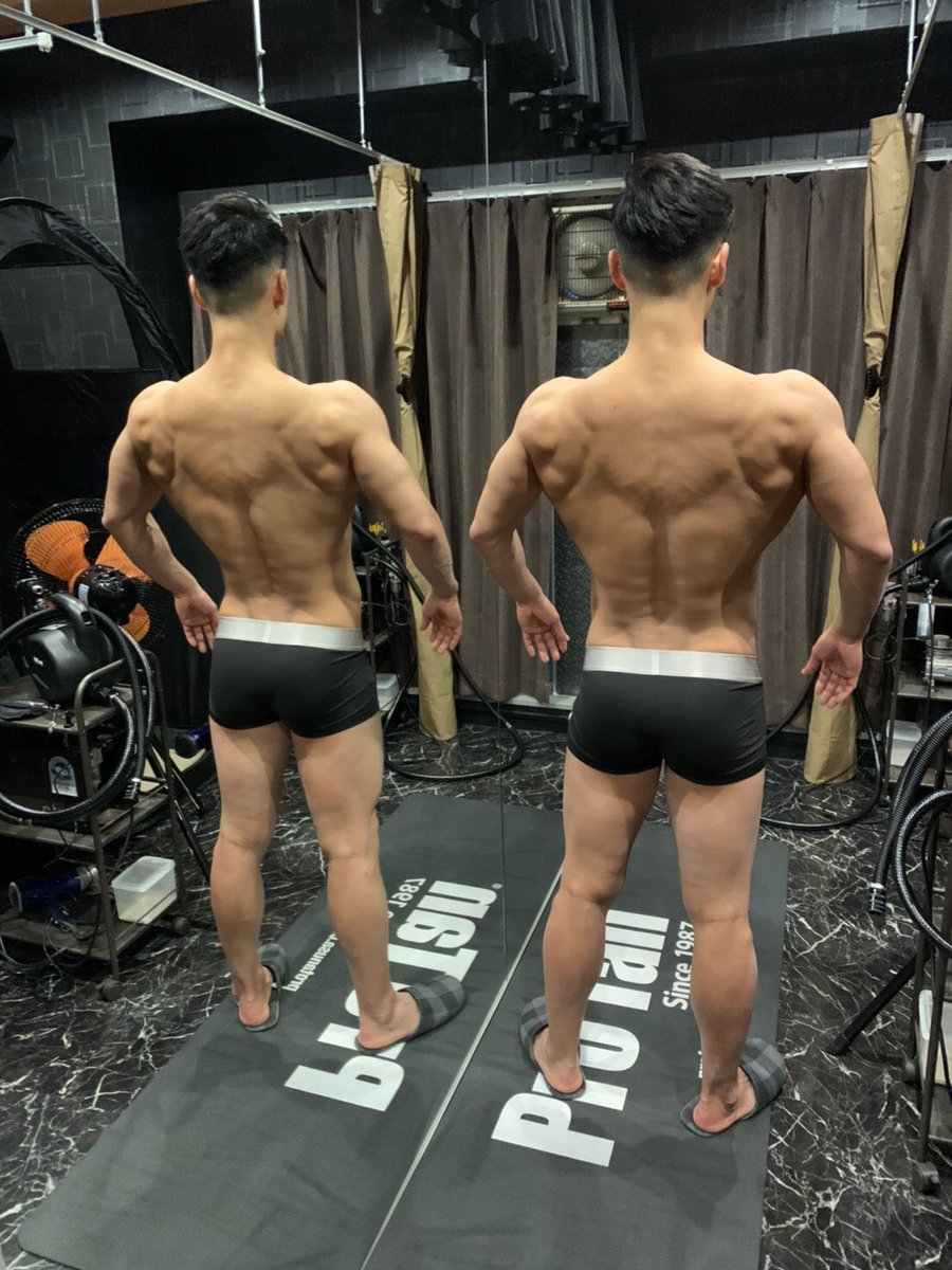 luxy_bronze's tweet photo. TANSformation!!💪🏾🔥
#スプレータンニング #ボディカラーリング #フェイクタンニング #faketanning #フィットネスモデル #スポーツモデル #筋トレ好きと繋がりたい #筋トレ垢さんと繋がりたい #筋トレ #フィジーク #ボディメイク #ジム #ワークアウト #新宿サロン https://t.co/GD07hRCj6O