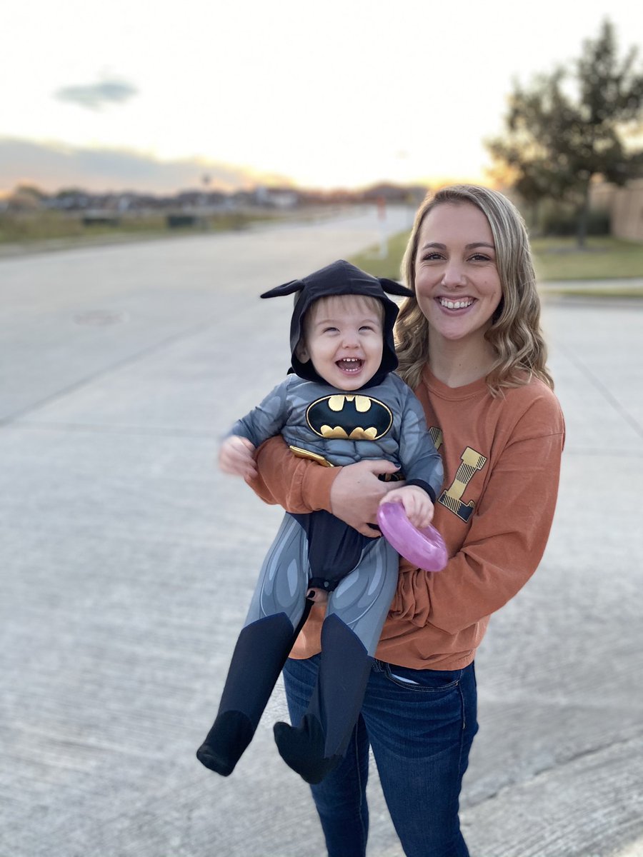 MamaGrunwald's tweet photo. I’m a really proud mama 🤍🥺

First year trick or treating🍫 https://t.co/oD7eA9G1tW