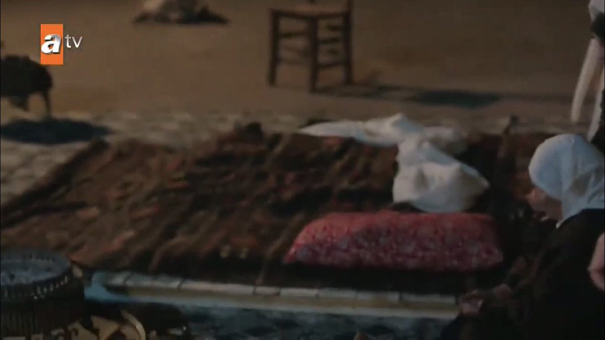 people just keep leaving firat behind  #Hercai