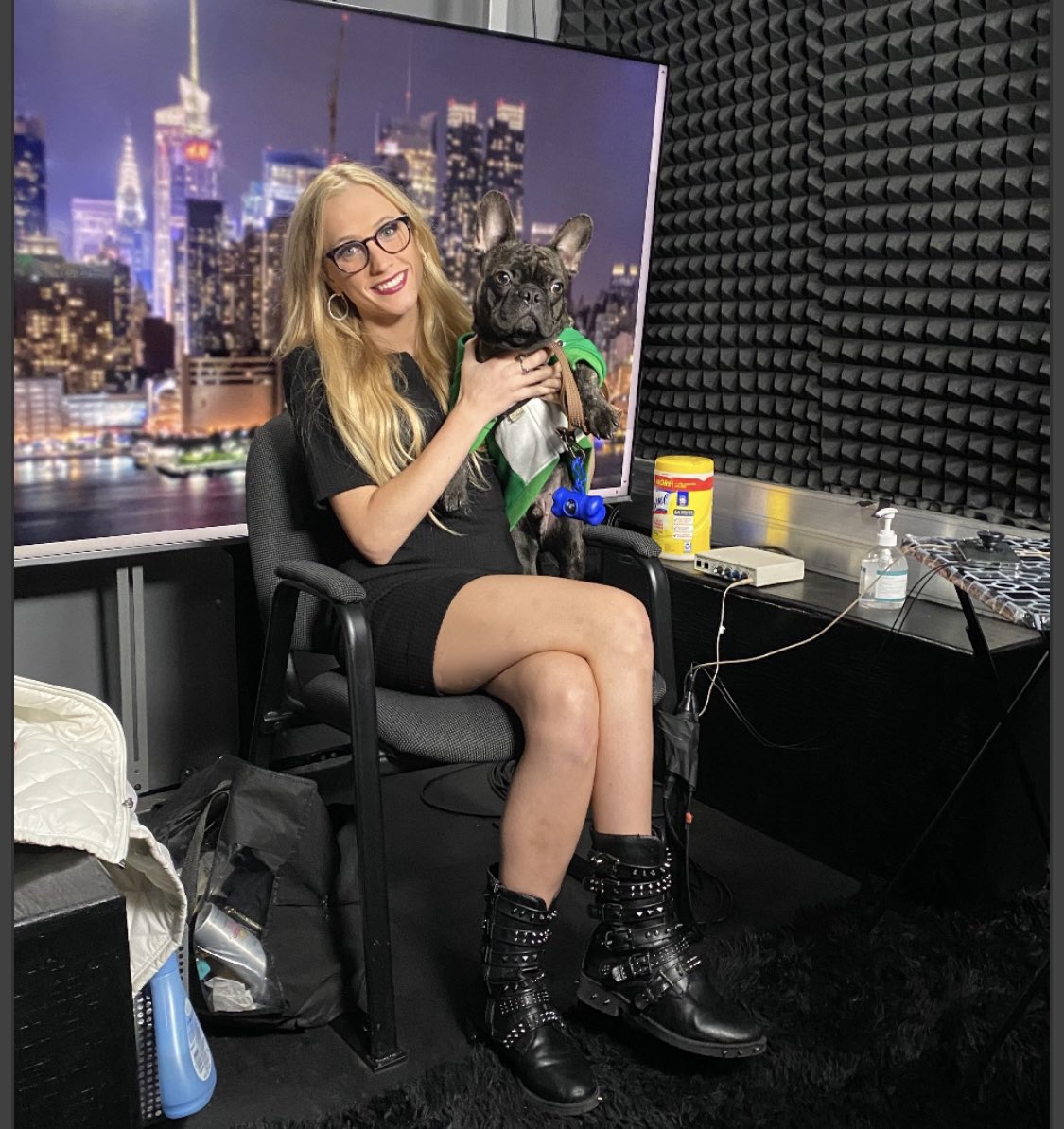 RichardRSmithJr's tweet photo. @KatTimpf @GregGutfeldShow #Gutfeld #SincerelyKat RT: Itโs almost time! The @GregGutfeldShow is LIVE tonight at 10pm! https://t.co/6F7qYquBZn