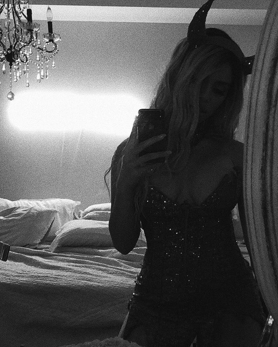 DinahNewsJane's tweet photo. #IG | Dinah Jane on new post
”dinahdiaries“. https://t.co/q5zm93kWhP