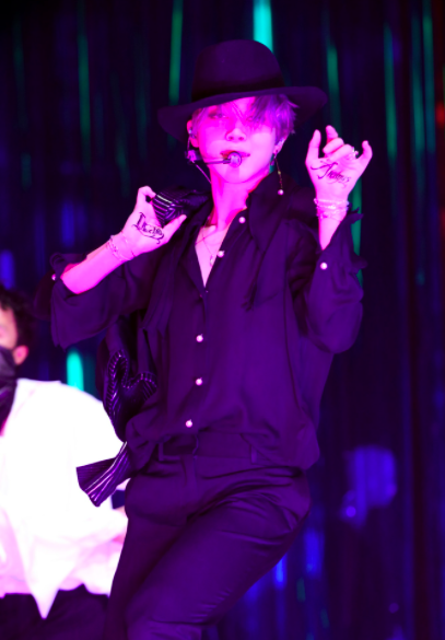 theyimyum's tweet photo. We have so much to look forward to in November as we say goodbye to Jimtober. Love you Jimin. Love you BTS.
#BTS #BTSARMY #filtersforjm #filterfirststage
#WeLoveYouJimin #TillNextTimeJimtober #BTS_BE #BTS_Dynamite #BTS_BEisCOMING #BTS_halloween
@BTS_twt https://t.co/YrqiAF6DQo