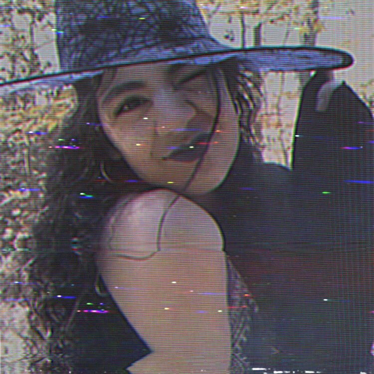 musicforapoet's tweet photo. in honor of #HarryweenNight,
hereโs the second costume i did today just for fun. ๐๐ฆ https://t.co/VrPa8WSjli