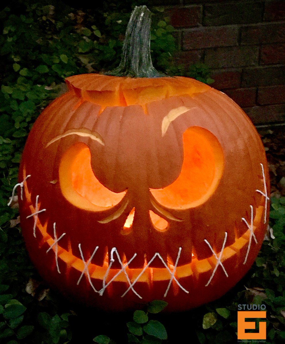 studio_e4's tweet photo. Sometimes you just have create work in the non-digital world with a good old fashioned sharp knife.
.
.
#studioE4 #halloween #happyhalloween #pumpkincarving https://t.co/wCLUamsxwQ