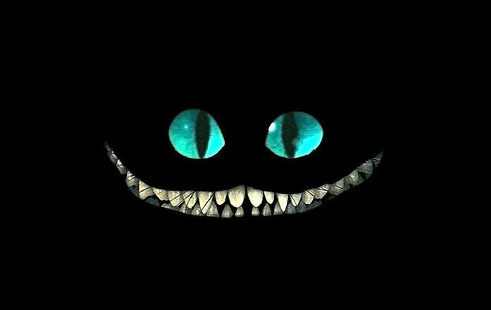 jaedenspoet's tweet photo. o Gato de Cheshire ; conto de terror pro #hallowIT 
desculpa se estiver horrível e pelos erros de português.
Eu tenho várias ideias mas as vezes n consigo escrevê-las. Mas é isso espero q gostem. https://t.co/iYLpMGMLfA