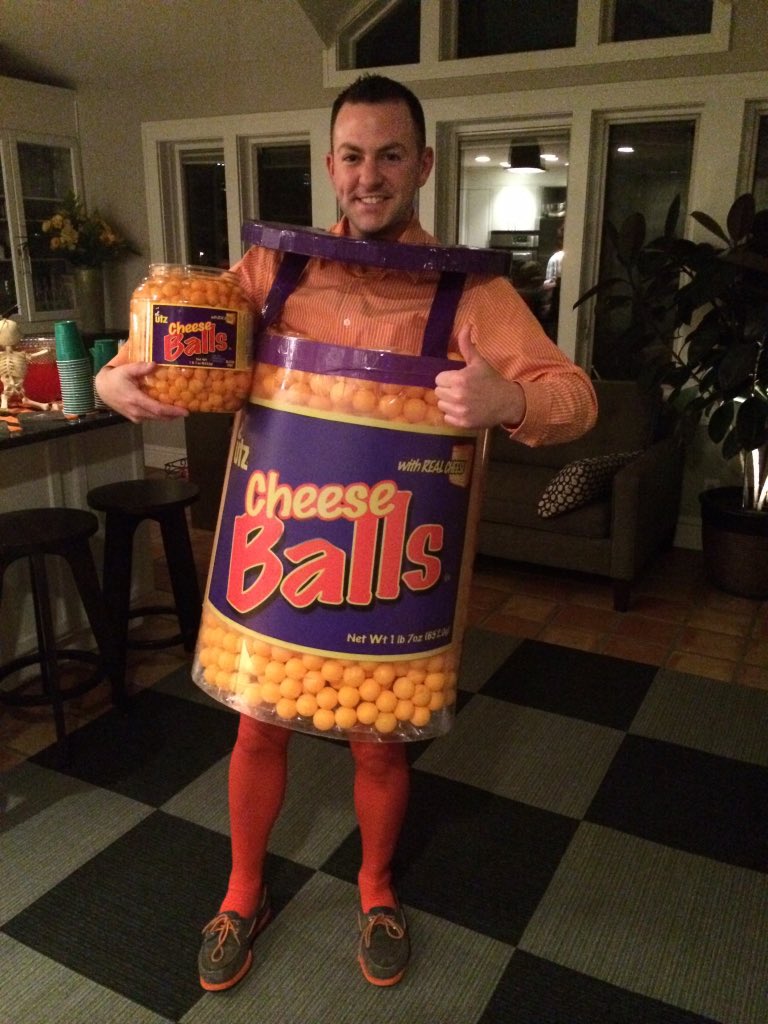 markdduffy's tweet photo. @UtzSnacks Made with real cheese! https://t.co/54JRHLrIzg
