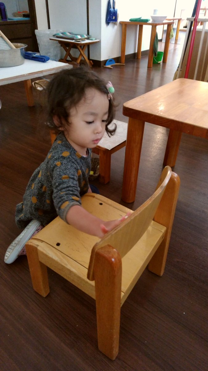 MSTokyoPine's tweet photo. We take care of our classroom๐ #MSTlittlepeople #MSTrespect #MSTindependence https://t.co/m3hlNJl9AA