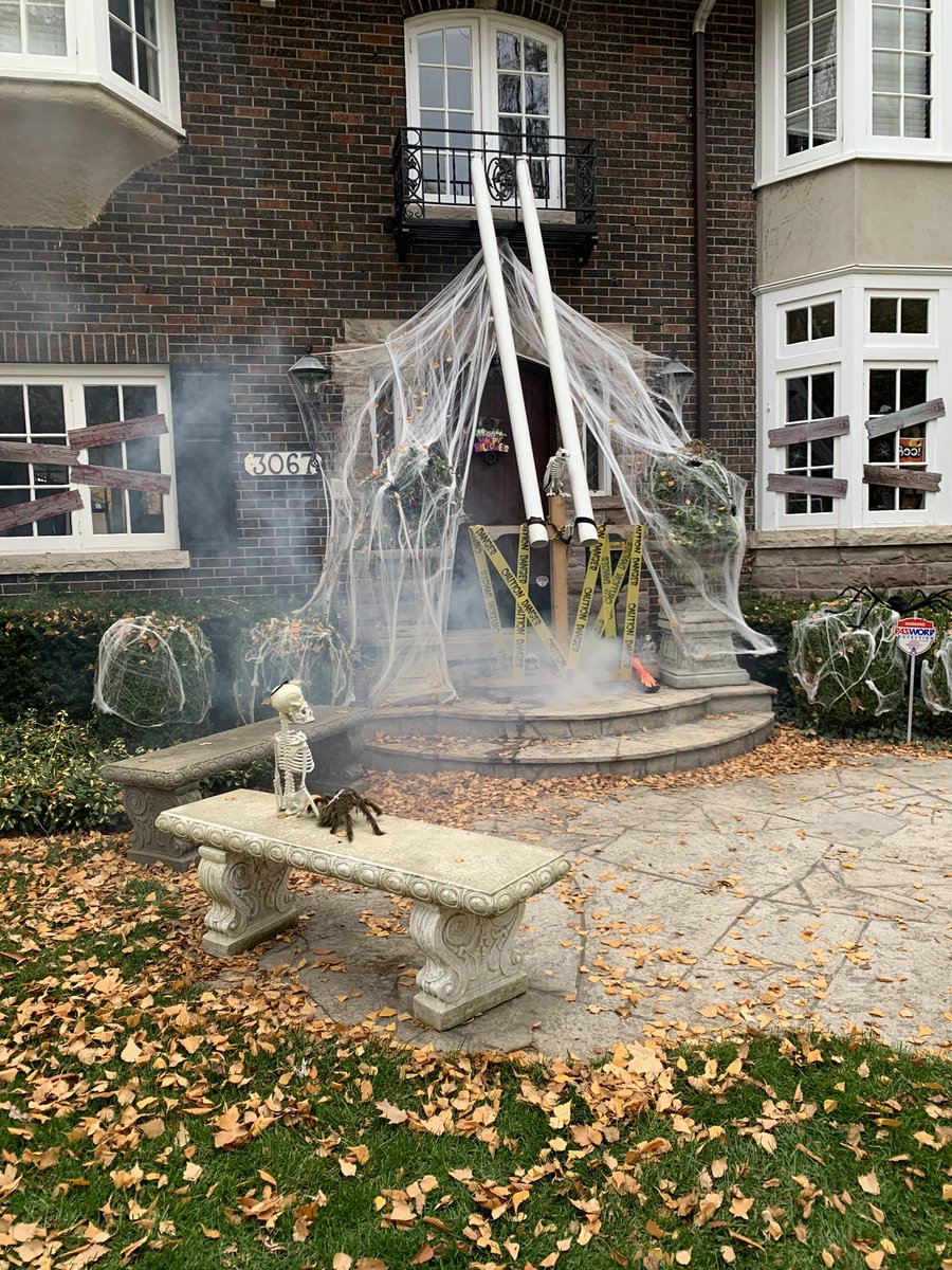 bhubber's tweet photo. Double barrel candy tunnel action.  Even moved it with the proper equipment. #HappyHalloween #BurlON @elonmusk @boringcompany https://t.co/qQgcuHSma0