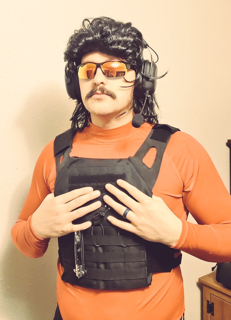 joeyjuno's tweet photo. #doctober #giveemthelove #yayayayaya #slickdaddy @drdisrespect https://t.co/1CSZUDQzQn