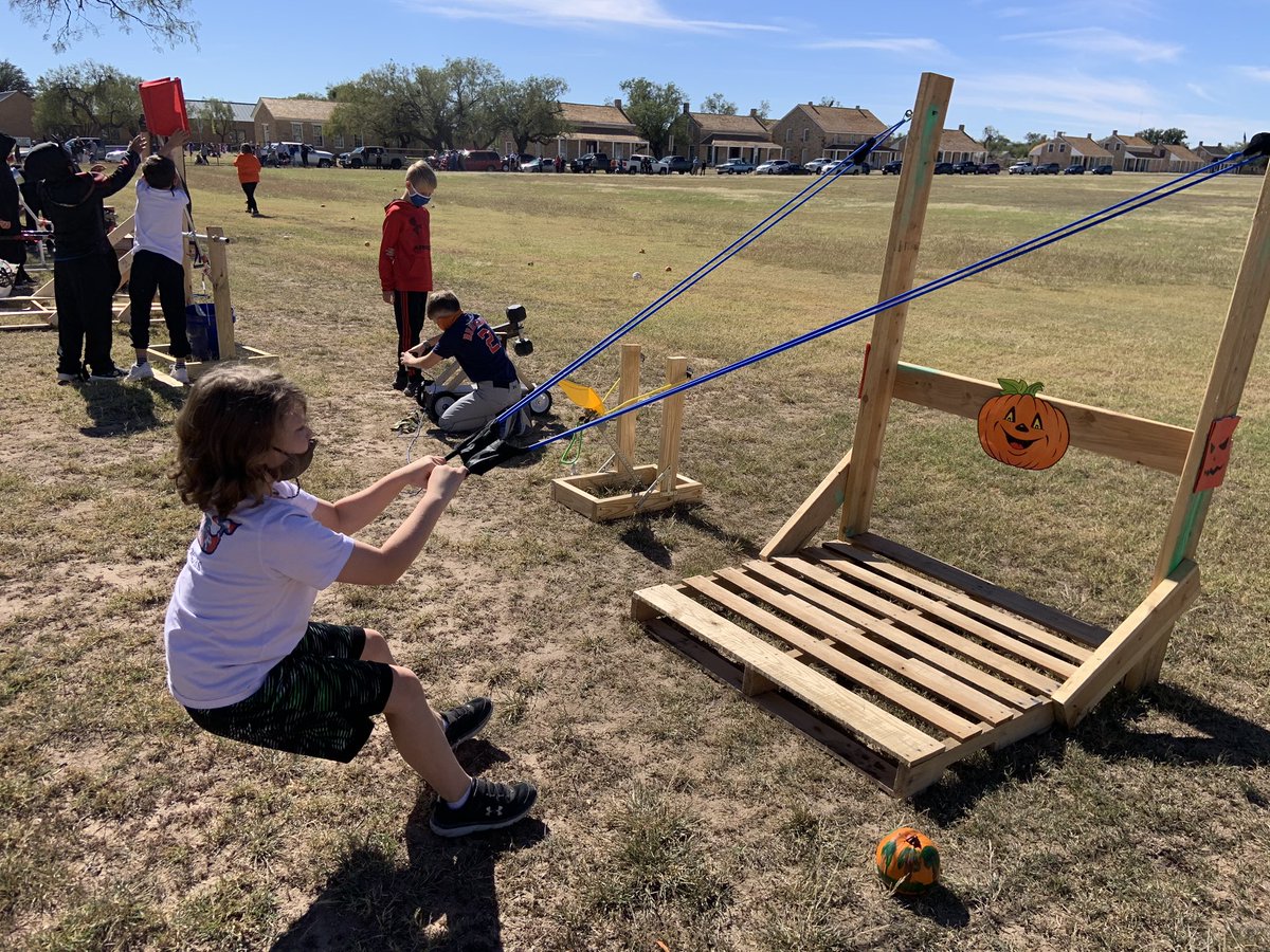 JanaRueter's tweet photo. My cutie nephew was the Punkin Chunkin 🎃winner at Ft.Concho and had a 💥BLAST 💥designing a cool catapult for the challenge! #strategyanddesign @lbartonftconcho @krispin_graves @jrivasfc https://t.co/W4woCP0p19