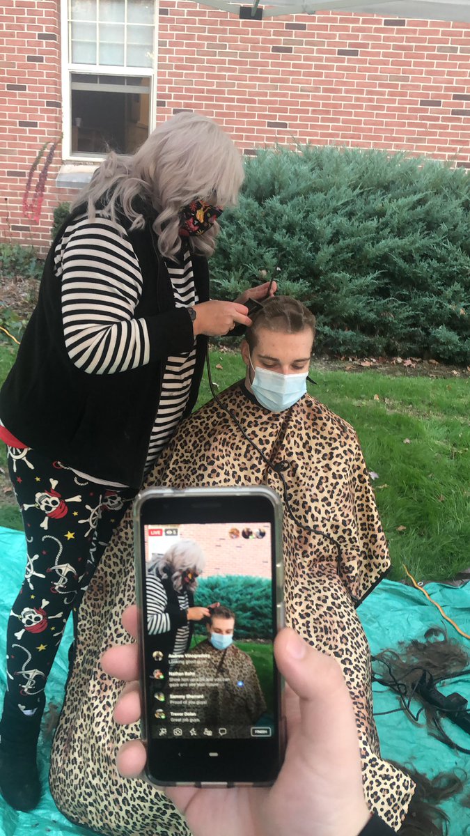 BrennanShif's tweet image. A little behind the scenes for the live stream! 
#mutheta #TKE