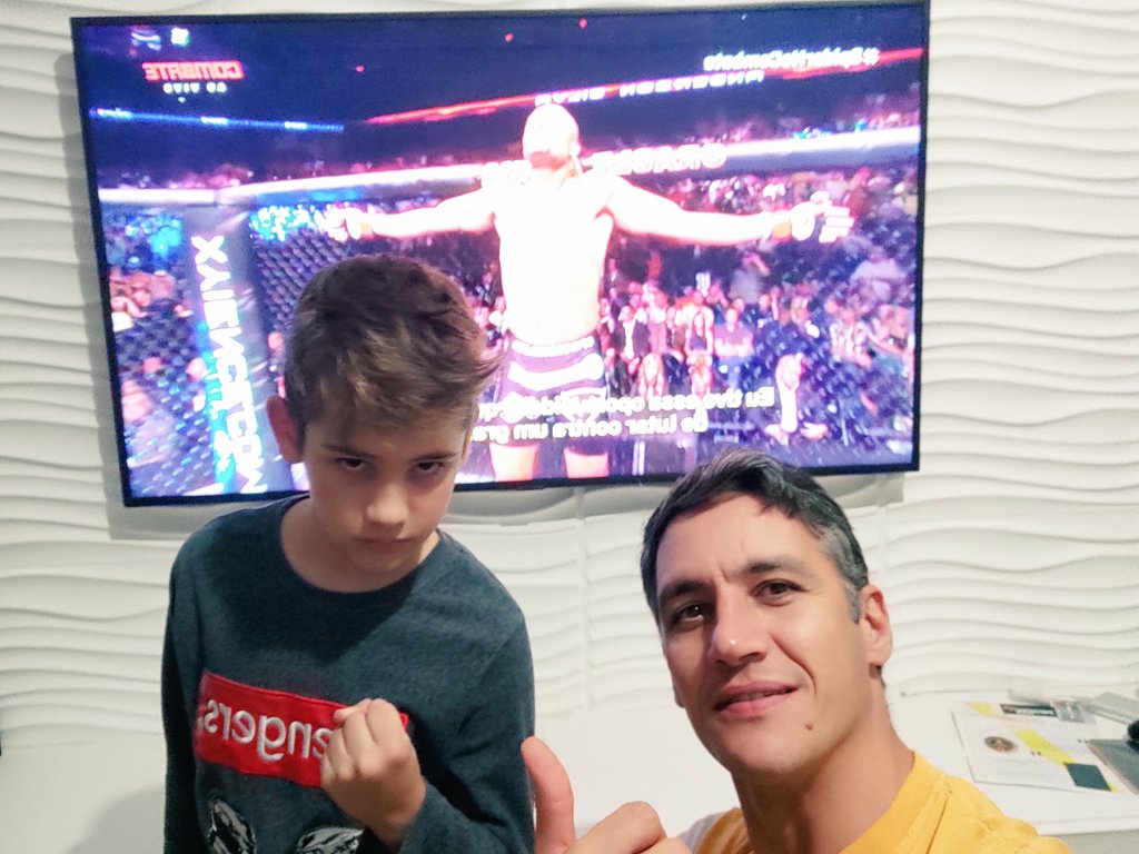 helbertguima's tweet photo. Gov. Valadares - Minas Gerais na torcida pelo Spider, esse é o Gabriel com sua carinha de mauzão. 😉👍 #SpiderNoCombate https://t.co/ng9FaNDUoW