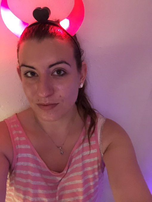 Happy Halloween ... was macht ihr so ? 😜💦 #webcam #mydirtyhobby @mydirtyhobby #Halloween2020 🎃👻🌐 https://t<a href="/tag/webcam"class="tags">#webcam</a><a href="/tag/mydirtyhobby"class="tags"><span>#mydirtyhobby</span></a><a href="/tag/halloween2020"class="tags"><span>#halloween2020</span></a>