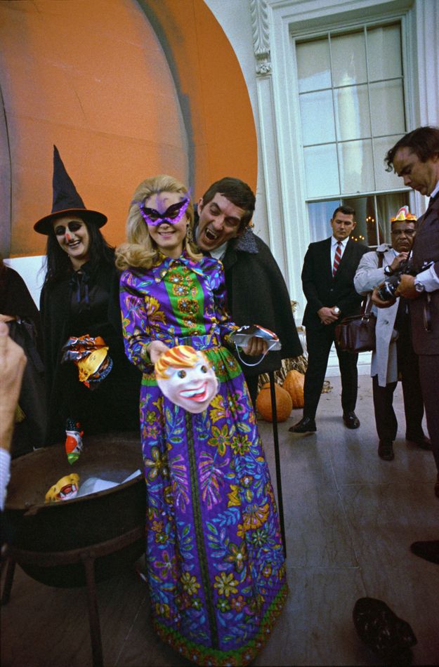 /2 #Halloween  , 1969: As a Secret Service agent watches, Barnabas Collins (of "Dark Shadows" fame) takes a bite out of Tricia Nixon