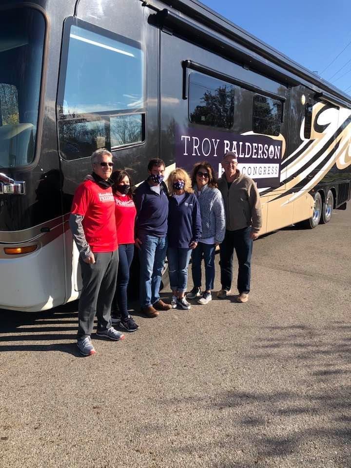 Meredith4OH's tweet photo. Great rally today in New Albany with Troy Balderson! Thank you to everyone who came out to support us! ❤️🤍💙🇺🇸 #meredithforohio, #2moredays https://t.co/PcBxVHyb4B