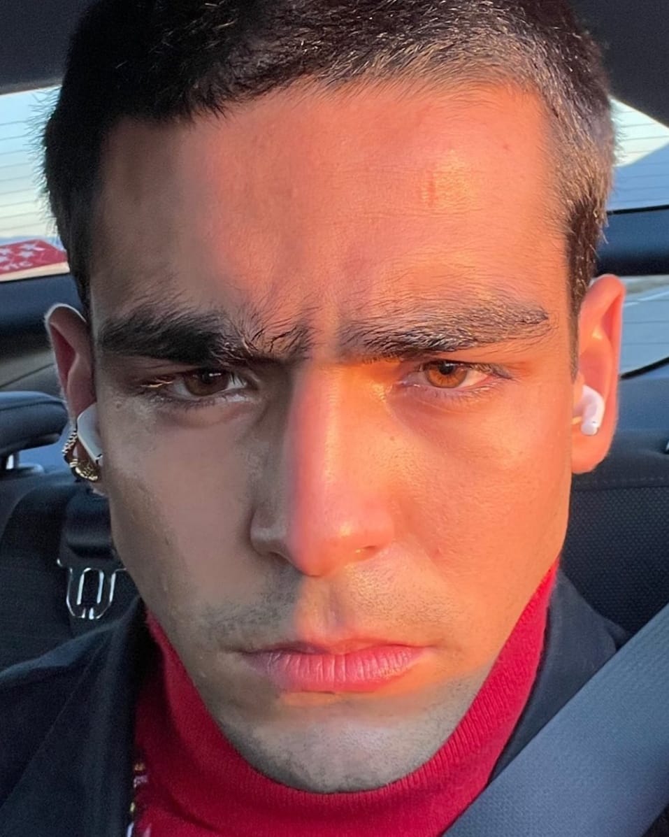 lightsofmyworld's tweet photo. Pretty in pink #omarayuso #elite #omander #heissoprettyicouldcry #lightsofmyworld #keepersofmyheart I love him so. From Omar's instagram
Breath taking https://t.co/ATxfpYSBjC