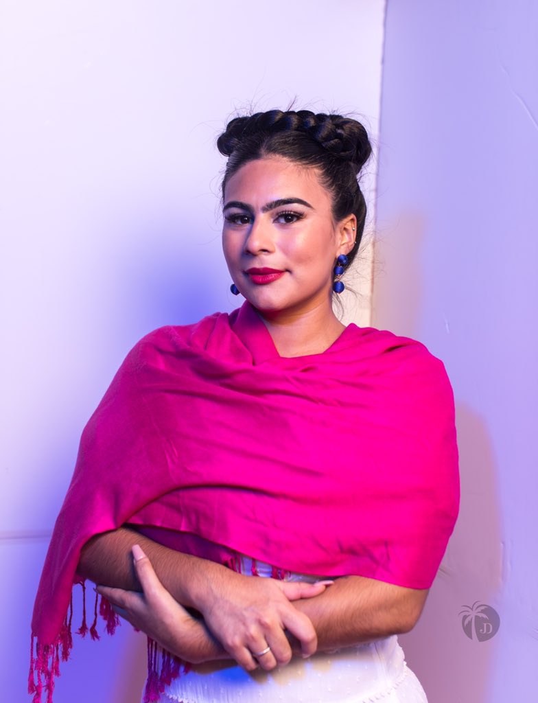 frida tweet media
