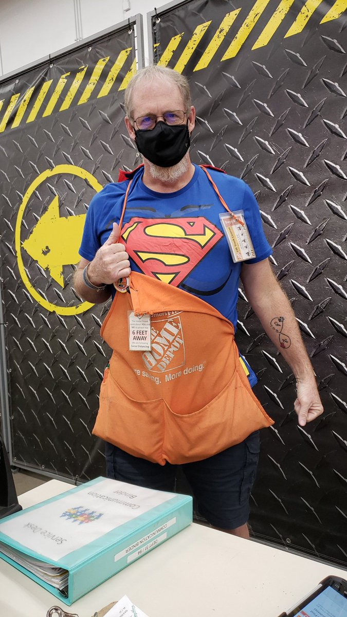 mrmims3631's tweet photo. TRICK OR TREAT
Having fun for the holiday!!!
Referrees, Rosie the Riveter, Katz, Superman and Mr. Depot Camo!!! https://t.co/rOMWJXYIcT