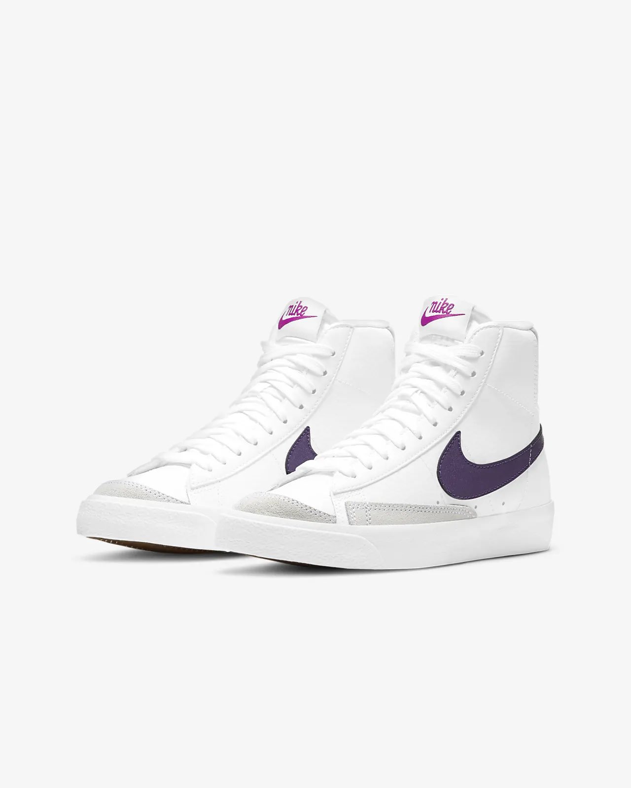 fuchsia nike blazers