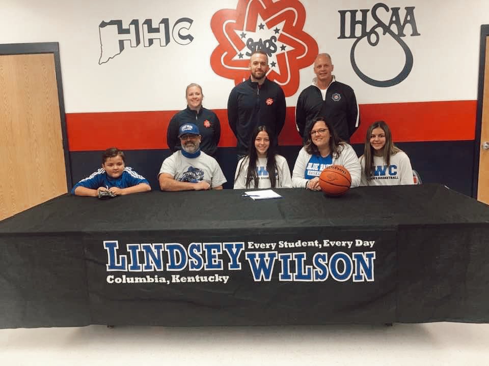 Made it official!💙🖤 So happy to be apart of the Blue Raider Family!🏀