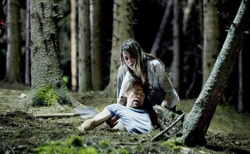 21.Quem: Ana Lily AmirpourFilmes que dirigiu: Garota Sombria Caminha pela Noite (2014), Amores Canibais (2017) e The Bad Batch (2016)Filme de terror favorito: Anticristo (2009)Diretor do filme favorito: Lars Von Trier