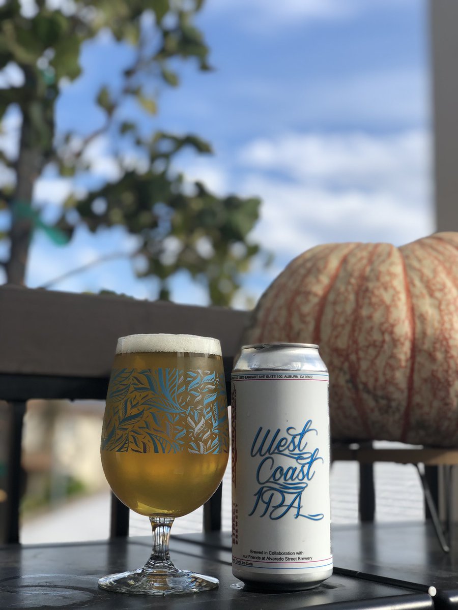 SaintCraftRadio's tweet photo. Let’s get some drinking rules for Sunday’s game vs the @ChicagoBears!
Here’s one to start us off...
Austin Carr reception.
Take a DRINK!🍻
Leave your suggestions in the comments!
Cheers! WhoDat!🍻⚜️
@AlvaradoStBeer & @moonrakerbeer
#SCRdrinkingGames
#Saints
#BearDown https://t.co/z9XVUKr5s3