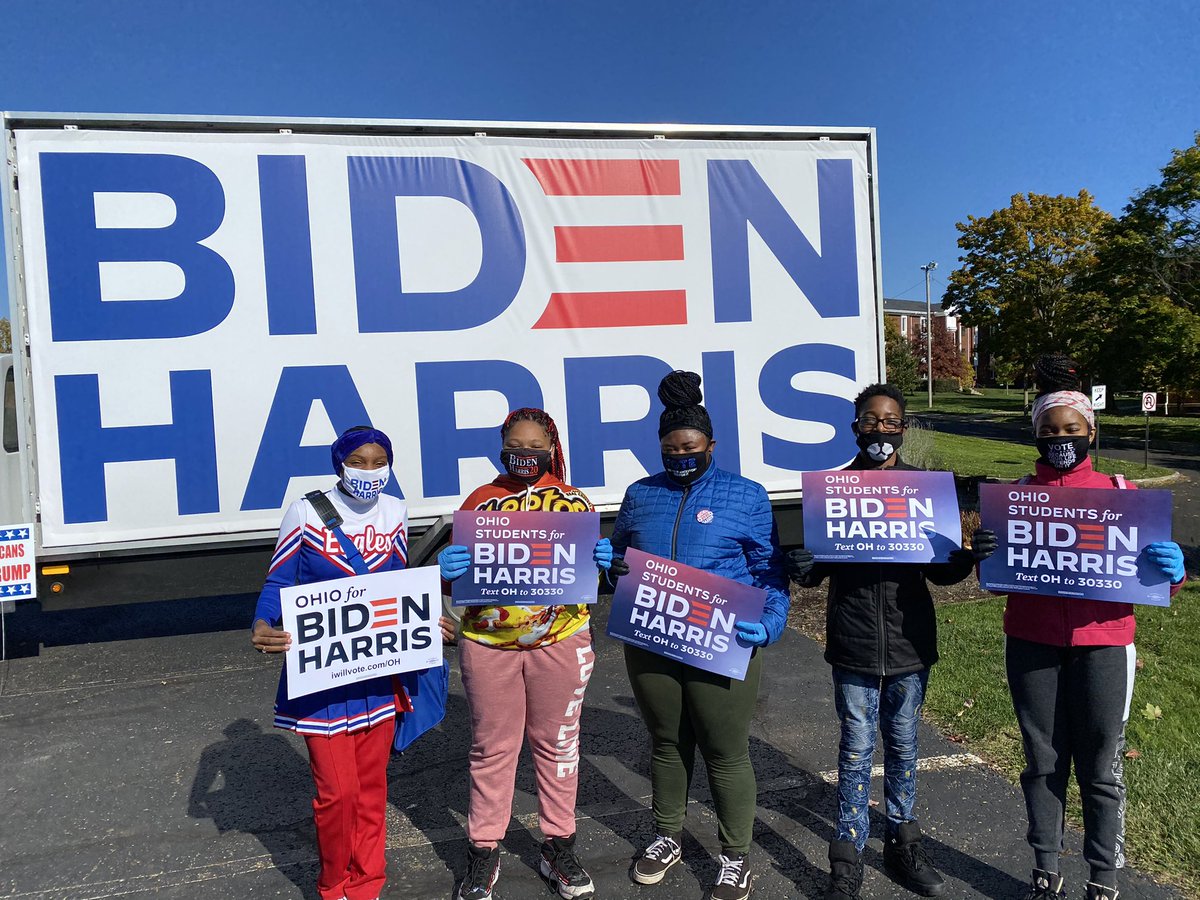 JenieceBrock's tweet photo. I joined these amazing High School Students for @joebiden & @kamalaharris in my high school cheerleading uniform/halloween costume!!!
They can't vote in this election, but they made sure they brought their parents to the polls!
#OhioForBiden #MakeItCountOhio
#DontBooVote https://t.co/z84BRzRdda