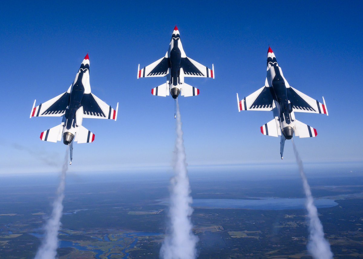 Thunderbirds tweet media