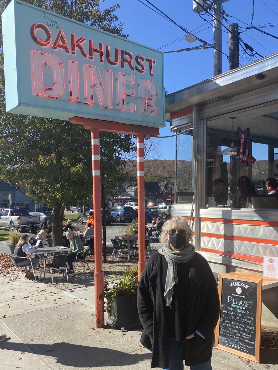 dinerdialogues's tweet photo. Out and about in #AD106 #farmersmarkets #dinerstop & #sharedstreets goes greenhouse! #ILoveMyDistrict #upstateny #VOTE https://t.co/a8Q571pUio