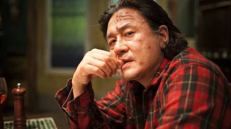 27.Quem: Coralie FargeatFilmes que dirigiu: Reality+ (2014), Vingança (2015) e Beyond Blood (2018)Filme de terror favorito: I Saw the Devil (2010)Diretor do filme favorito: Jee-woon Kim