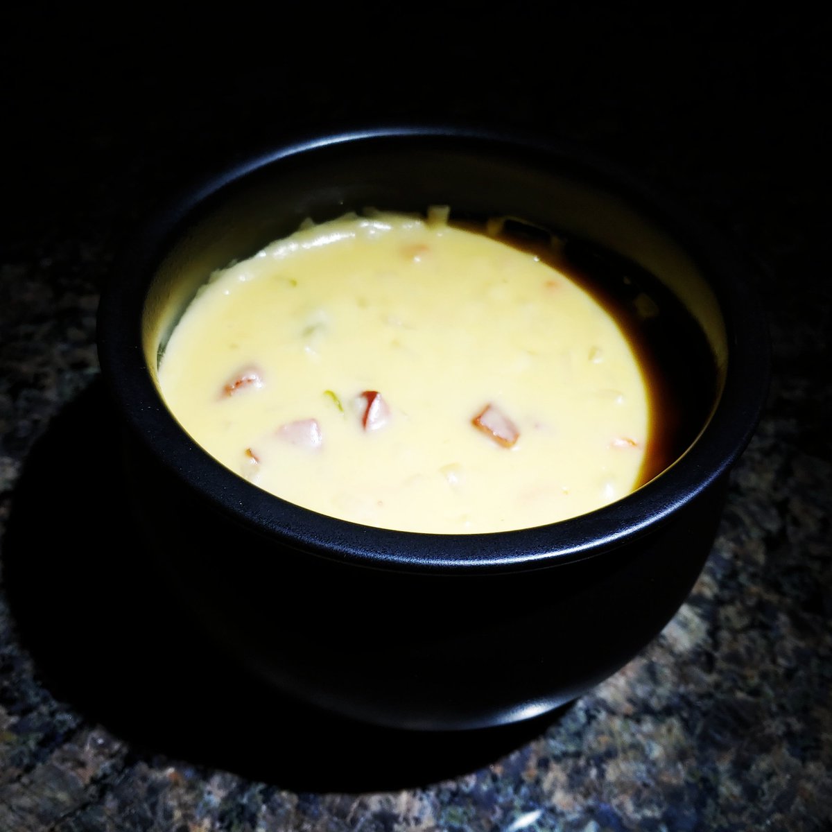 1strangekitchen's tweet photo. On the thirteenth night of Spookmas, my partner gave to me...
HAPPY HALLOWEEN!!!
https://t.co/0wTu2w7V0b
#strangekitchen #strangekitchenyoutube #youtube #food #tasty #yummy #goth #gothaesthetic #gothicc #spooky #spookyseason #soup #eats #beercheesesoup https://t.co/N4y173CiYA