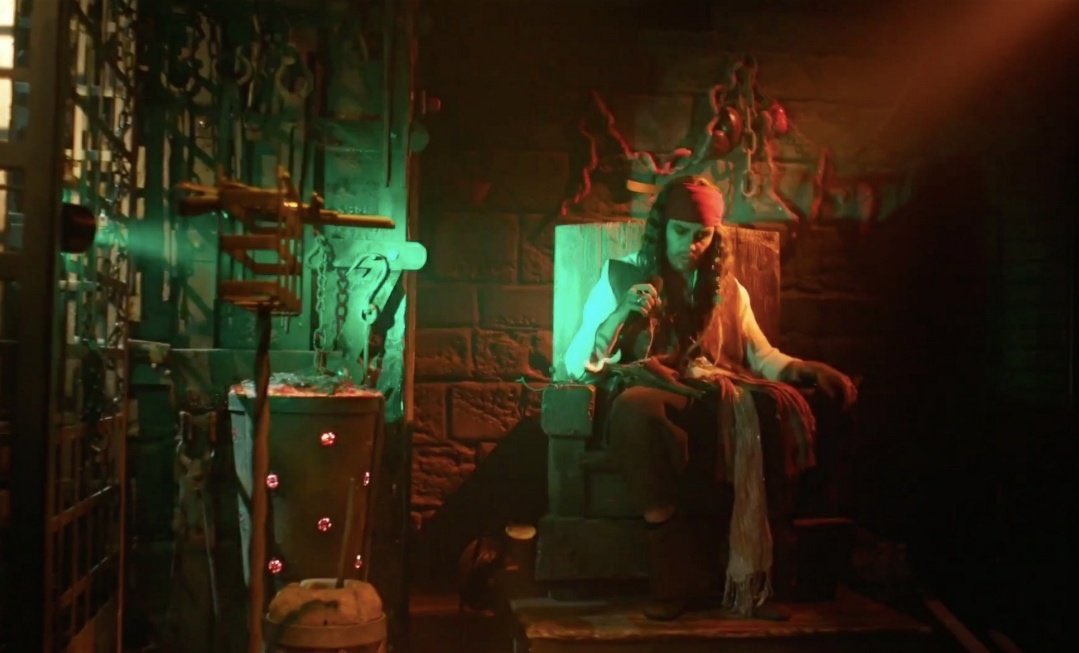 teresa60689295's tweet image. Liam: “Lou mi ha sfidato a tirare giù i pantaloni di Harry”
X: “Adesso diventerà prova larry” 
Liam: “YES I KNOW” 
#LPHalloween #LPShowAct3 #LPShow #LPShowAct3