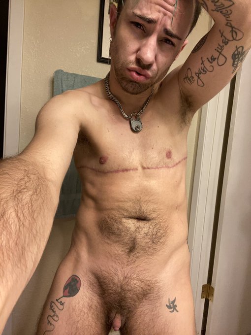 Happy Halloween
More to cum later ? ? ? ? 
#ftm #transporn #gay #hairy #postop https://t.co/CsM0OUFe