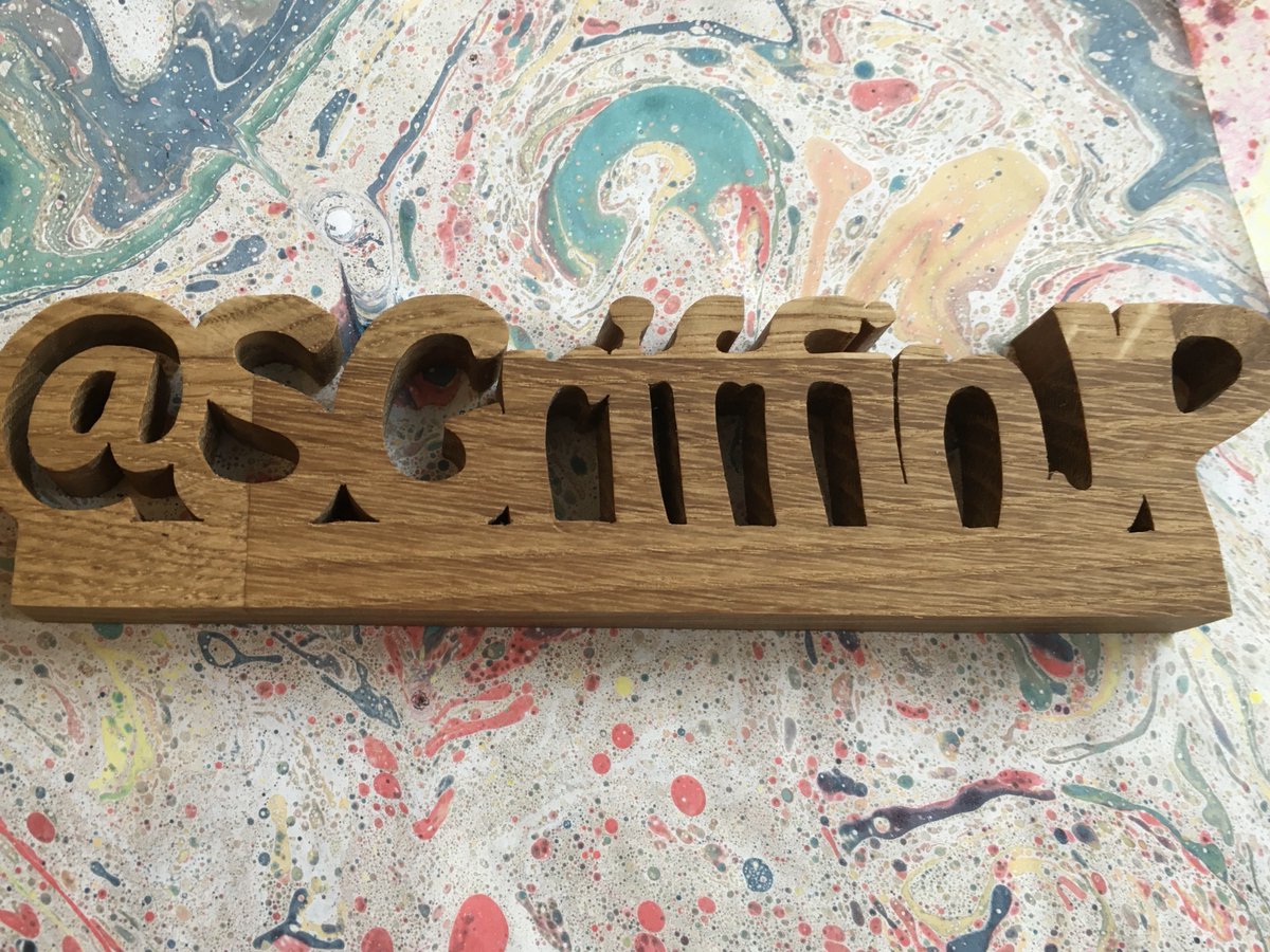 sawdustnsparkle's tweet image. Wall, door, or desk signs #MadeToOrder Your choice of wording. £15 for up to 10 characters. +£1 per extra character. £1p&amp;amp;p. Symbols &amp;amp; shapes can also be done. Ready to post within a week #WallSign #DeskSign #DoorSign #PhotoProp #TeacherGift Solid reclaimed oak 🌳🌲#GiftIdeas