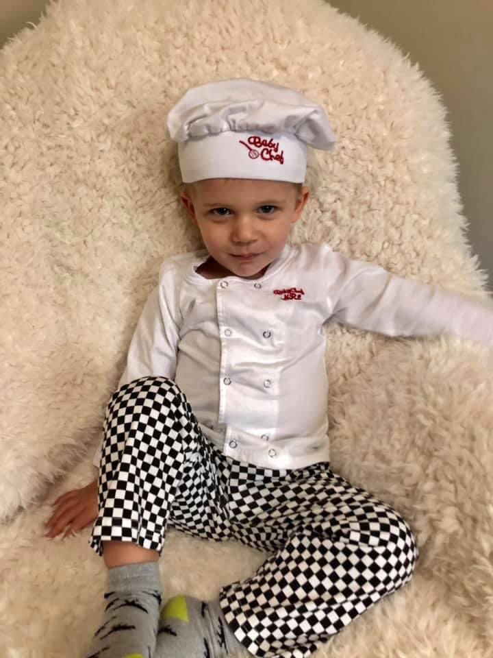 andymcfayden's tweet photo. I canβt even with these little pumpkins π! #Ratatouille ππ¨βπ³ #HannahRene #LucasMatthew https://t.co/nwMybAF2W1