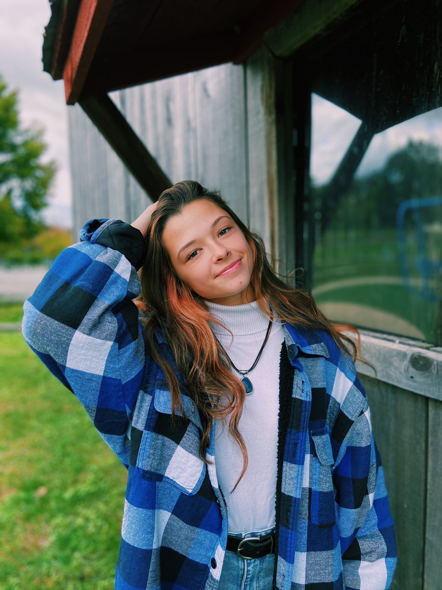 haileypeay's tweet photo. Baby it’s cold outside ❄️💙 https://t.co/XkewqWjots