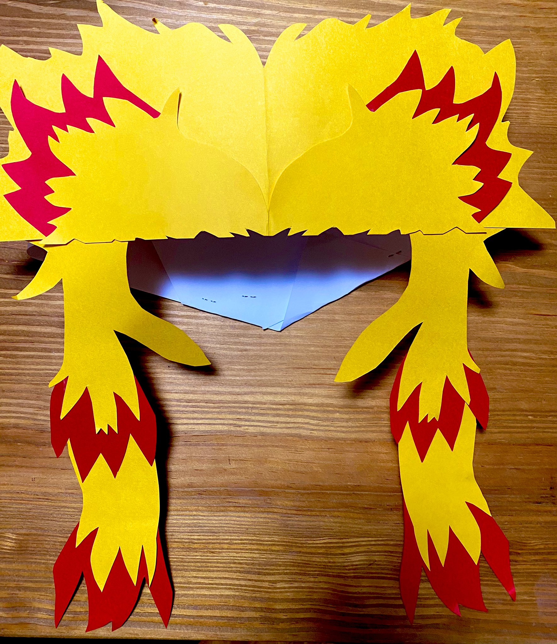 よこがおたいら 鬼滅の刃 おうちでハロウィン 色画用紙で煉獄さん 煉獄仮装 鬼滅の刃ハロウィン 心を燃やせ 手作りハロウィン 煉獄帽子 T Co Ygibfnpglr Twitter