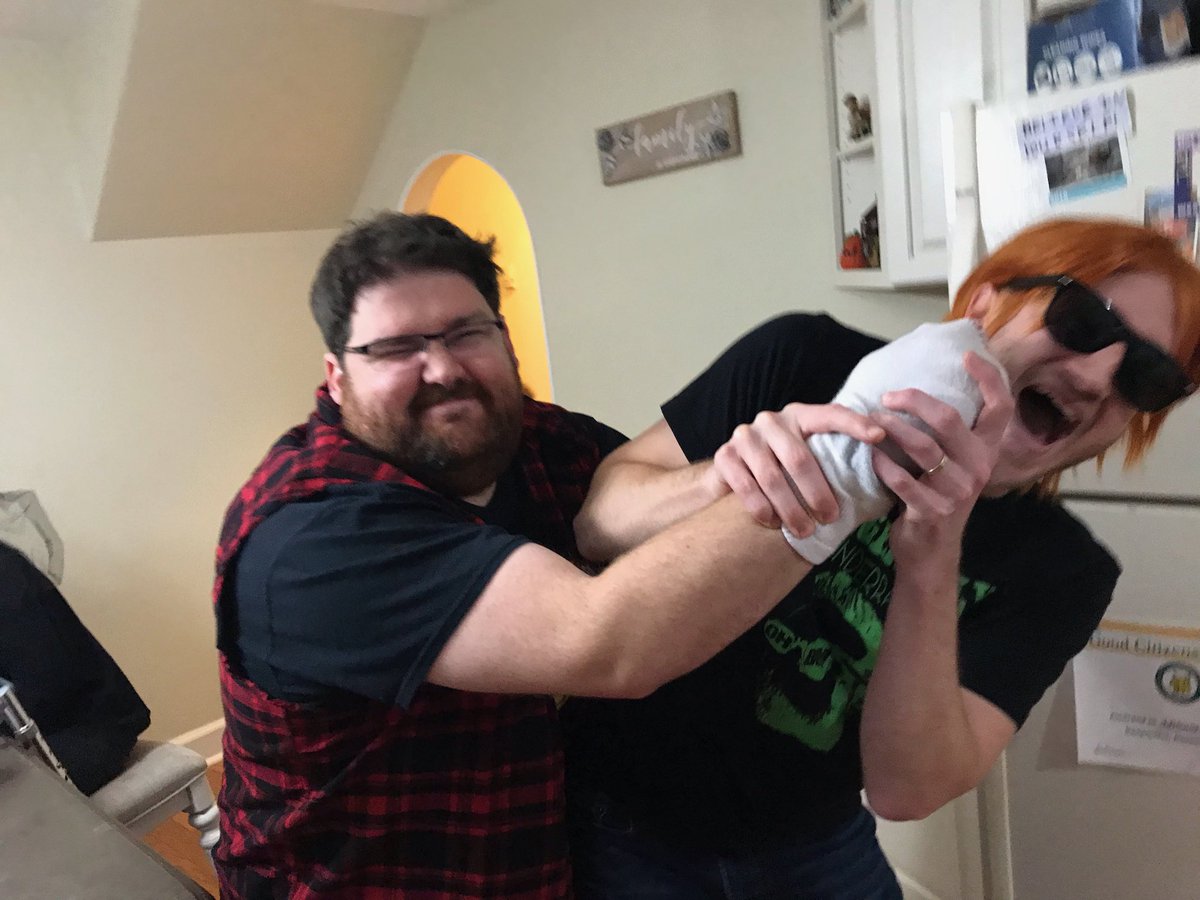 @RealMickFoley <a href="/HEATHXXII/">HEATHXXII</a> Happy Halloween