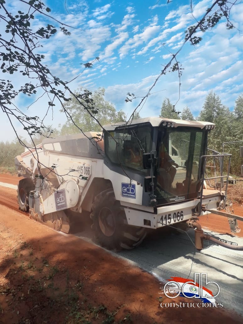 edbconstruccion's tweet photo. Compartimos avances importante de nuestra obra Santa Clara - Jhugua Rey - Choré, Departamento de San Pedro, más info 👉 https://t.co/6j689NhXLx https://t.co/FV5ucxd8Lj