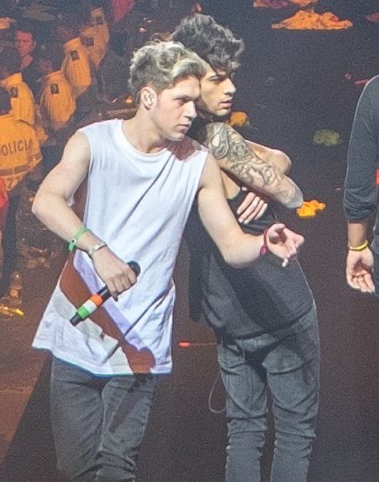 teresa60689295's tweet image. “Si, sempre. Ci manca” 
🥺🌹❤️
#LPShowAct3 #LPHalloween #LPSHOW #LP3 #LPAct3