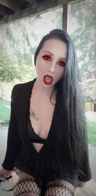 @DeluxeHoneys I am...selling content!! https://t.co/zua2OxYfmk<a class="tags" target="_blank" title="On Twitter" href="/?out=eyJ0eXAiOiJKV1QiLCJhbGciOiJIUzUxMiJ9.eyJpYXQiOjE3MjUzNDMxNTMsImlzcyI6InR3cG9ybnN0YXJzLmNvbSIsIm5iZiI6MTcyNTM0MzE1MywiZXhwIjoxNzU2ODc5MTUzLCJyZWRpcmVjdF91cmwiOiJodHRwczovL3R3aXR0ZXIuY29tL0RlbHV4ZUhvbmV5cyJ9.yMfvtvKaXeTgeUEJ3KEGvjxtwstINY52ZA2YwrsDOI0A3kkI4w58MEuRhdZycGvNuUcQXKCc6O77fwIZ2BCBYw">@DeluxeHoneys</a><a href="/tag/snapchat"class="tags"><span>#snapchat</span></a><a href="/tag/sexybitch"class="tags"><span>#sexybitch</span></a><a href="/tag/stripchat"class="tags"><span>#stripchat</span></a><a href="/tag/contentseller"class="tags"><span>#contentseller</span></a>