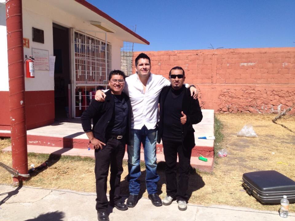 Menguantemx's tweet photo. Para los que no sabían. El padrino oficial de menguante. Esa pinché patadota !!!en 2012 @DavidParam1 #ElPadreDelAnalisisSuoerior #TodosSomsoMenguante #soledad https://t.co/cPCsonXTyr