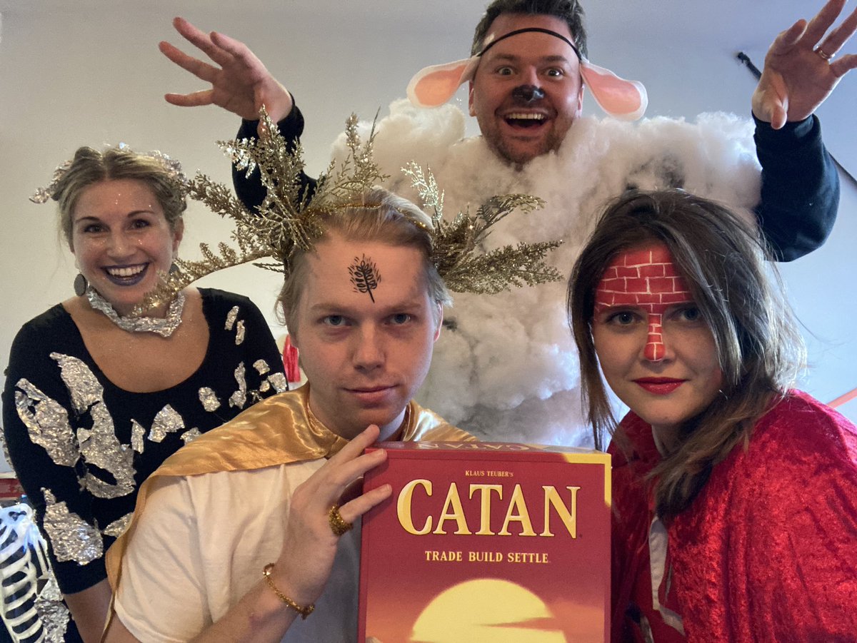 Julie Griffith tweet media